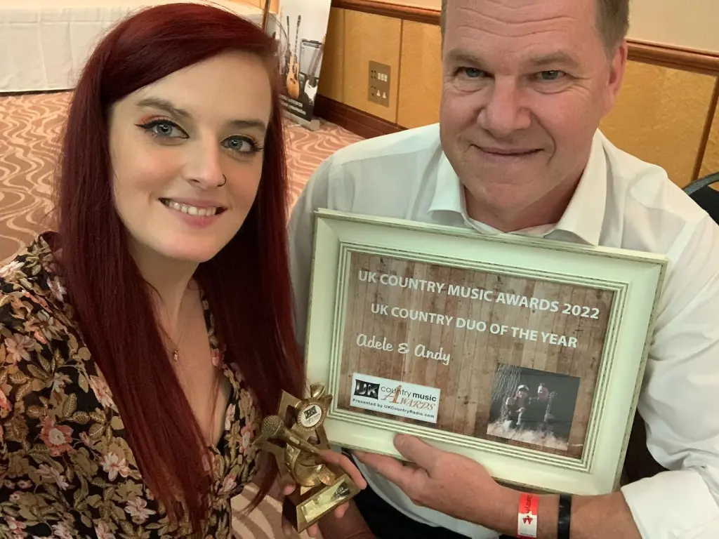 Award Adele Andy