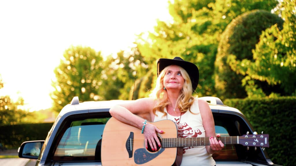 Dawn Maxwell 5 Dawn Maxwell 2