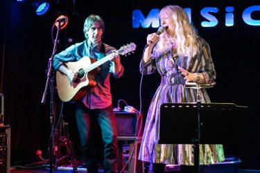 Annie Duggan & Rob HInes